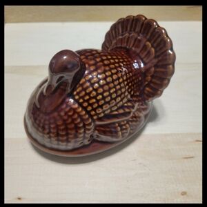 Ceramic Wild Turkey Thanksgiving Turkey Centerpiece  Decor Brown